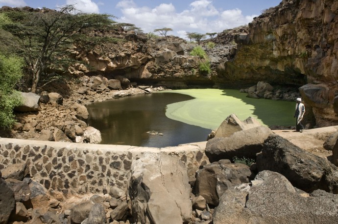 The dam, a joint effort FAO/European Community saves the rain water  - © Giulio Napolitano