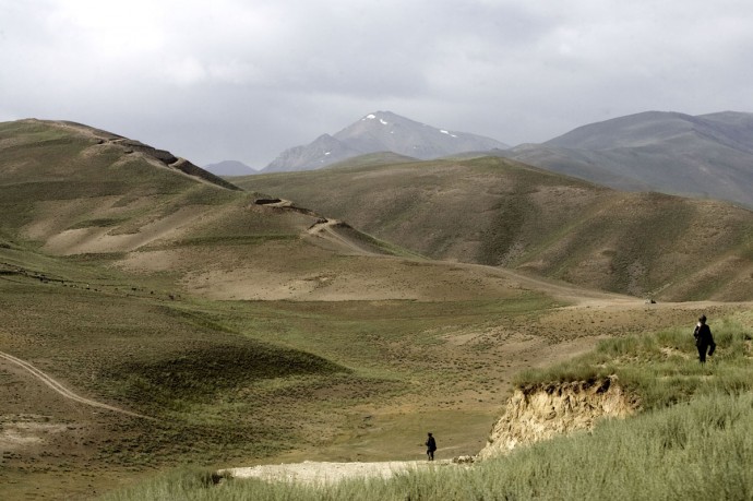 On the road from Kabul to Bamyan - © Giulio Napolitano