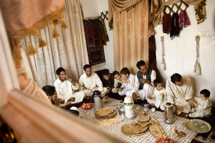 A breakfast of an Afghan family, Herat  - © Giulio Napolitano