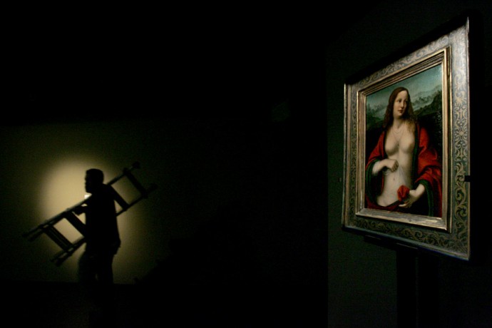 Leonardo da Vinci previously unknown work, Mary Magdalene, goes on public display, Ancona 2005  - © Giulio Napolitano