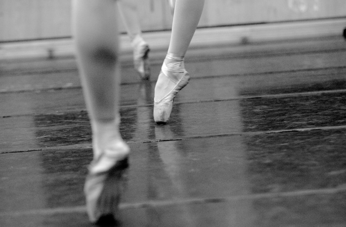 Young dancers performing exercises at the Opera House ballet school  - © Giulio Napolitano